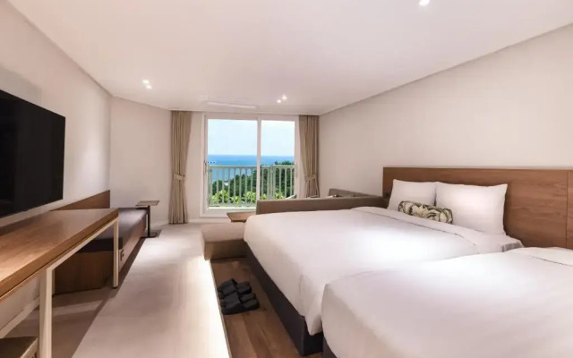 Kensington Resort Jeju Jungmun