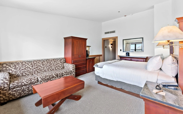 Sun Mountain Lodge