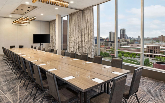 Sheraton Minneapolis Downtown Convention Center