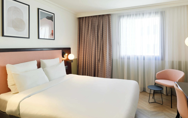 B&B HOTEL Saint-Quentin-en-Yvelines Centre Gare