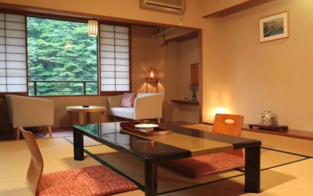 Japanese Style Room with mountain view 사진 1