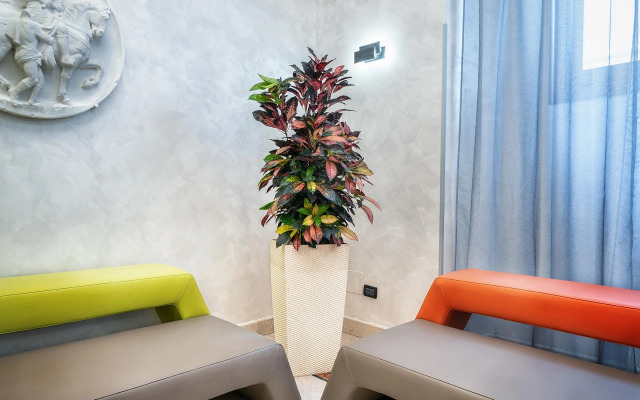 Отель Varese Roma