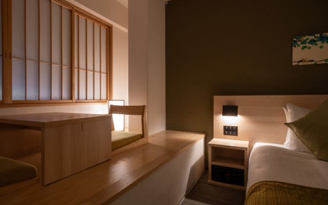 Standard with Raised Seating Area Twin room (트윈 침대 2개) 사진 3