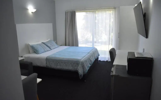 Riviana Motel