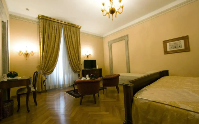 Villa Fenaroli Palace Hotel