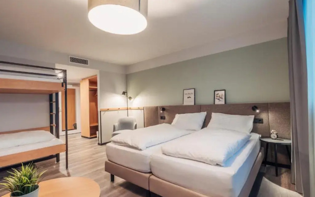 harry's home Salzburg