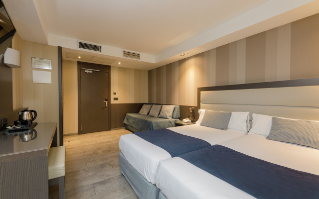 Hotel Reina Cristina