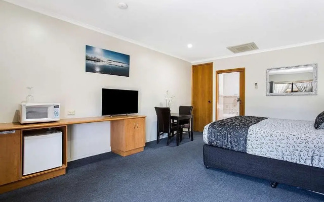 Comfort Inn May Park