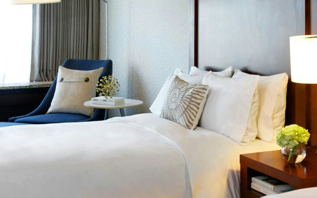 Renaissance Seattle Hotel