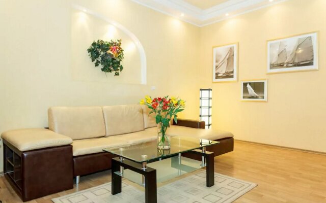 On Soborniy 177 Huge 1room Luxury Apartments