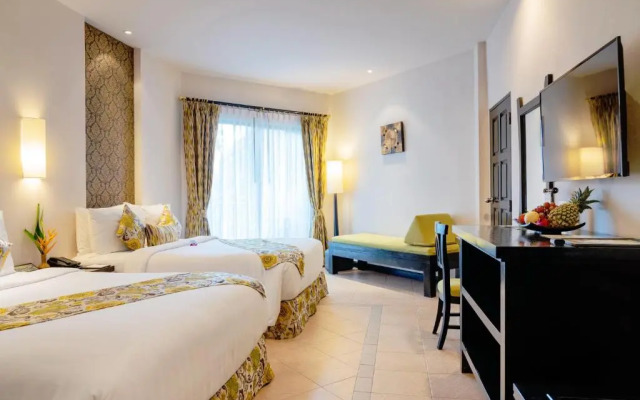 Horizon Karon Beach Resort & Spa