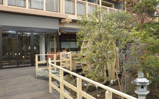 Gora Hanaougi Madoka No Mori Guest house
