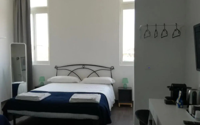 Mambo Suites