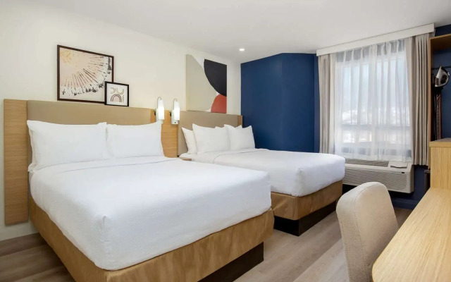 Spark by Hilton Brockville