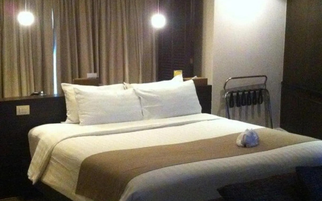 S15 Sukhumvit Hotel