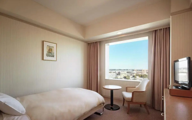 The Crest Hotel Kashiwa