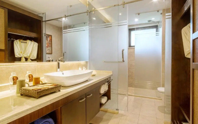 Yalong Bay Villas & Spa