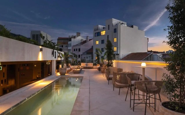 EVOLUTION Valbom Hotel