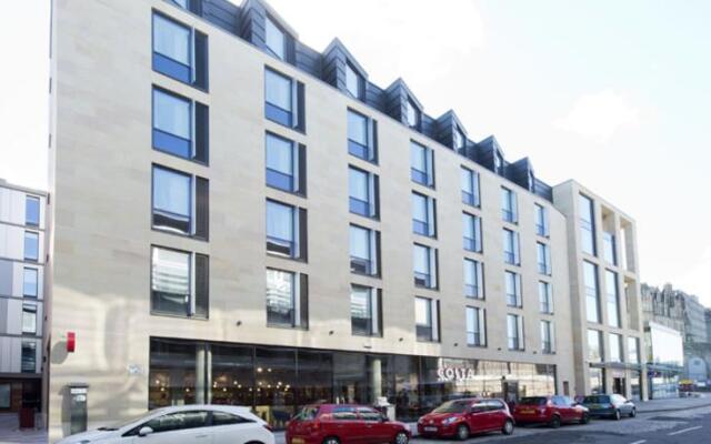 Premier Inn Edinburgh City Centre (Royal Mile)