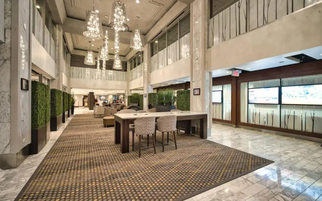 Holiday Inn Toronto Downtown Centre by IHG