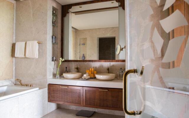 Jumeirah Al Qasr Dubai Hotel