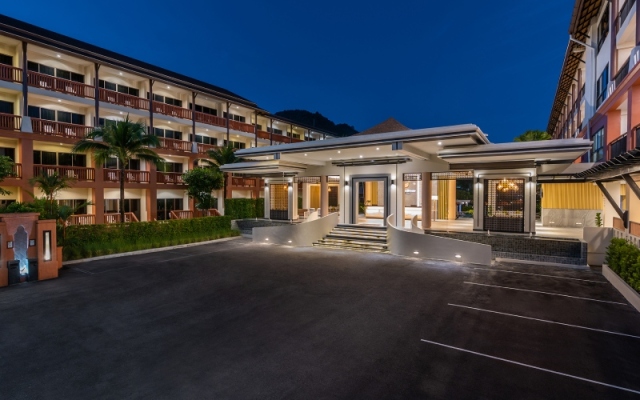 Kata Sea Breeze Resort
