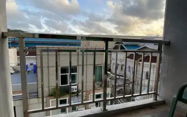 77 Patong Hotel & Spa