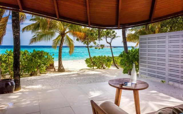 Machchafushi Island Resort & Spa Maldives, The Centara Collection