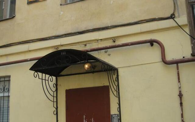 Apartment At Zhukovskogo 6