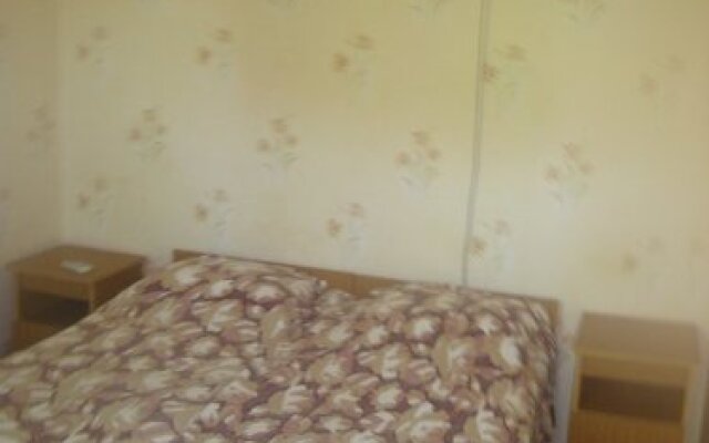 U Yuryi Guest House