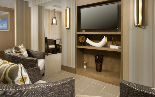 Holiday Inn Express Boston North-Woburn by IHG