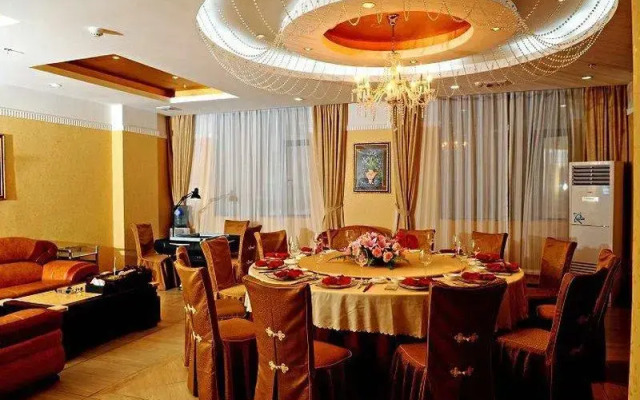 Yinhua Business Hotel (Zhuhai International Convention Center)