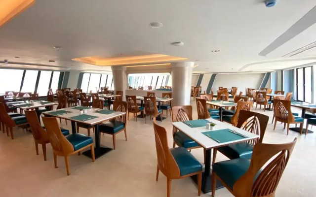 The Oceanic Sportel Phuket - SHA Extra Plus