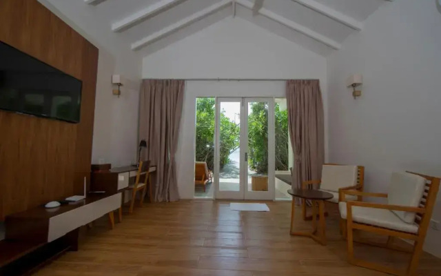 Paradise Hondaafushi Island Resort & Spa