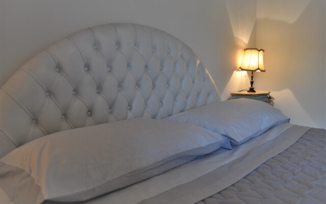 B&B Pergolesi