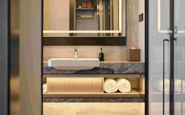 Landison Plaza Hotel Hangzhou X-Yarn