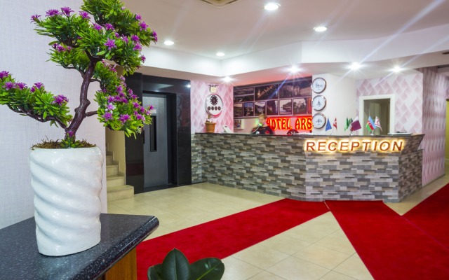 Arsen Hotel