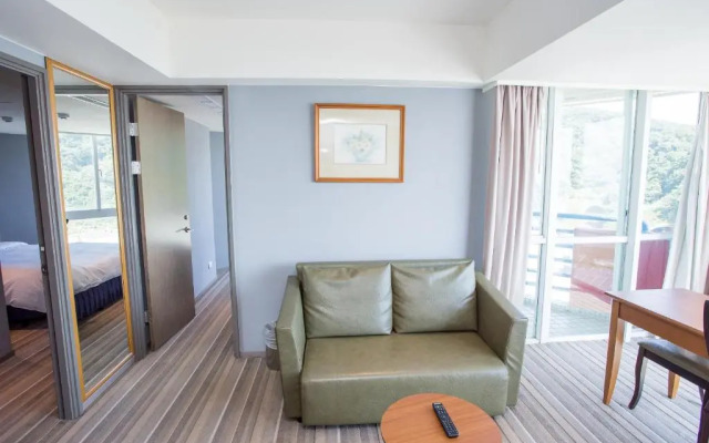 CT Green Bay Hot-Spring Hotel