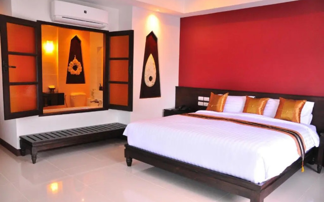Navatara Phuket Resort
