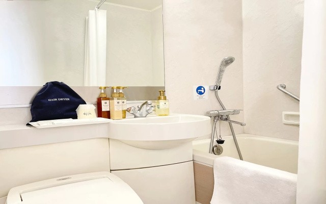 High Floor Double room (풀 더블 침대) 사진 4