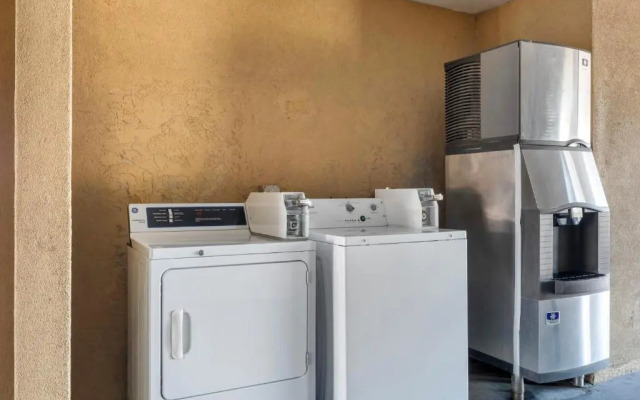 Red Roof Inn Canton, TX