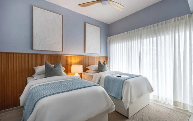 Coral Bay by DR Collection