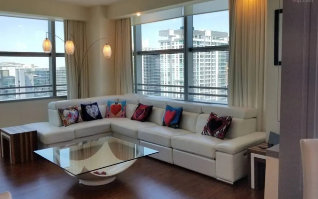 CONRAD 2 Bed APT Brickell-Free Parking