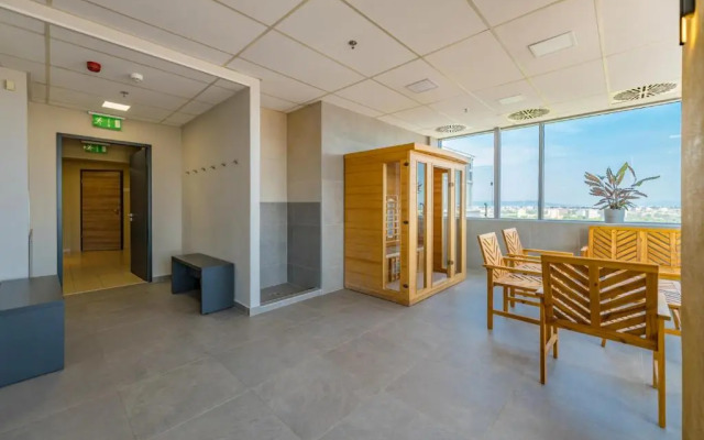 Expo Tower by Mellow Mood Hotels