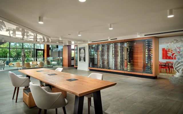 Waterstone Resort & Marina Boca Raton, Curio Collection by Hilton