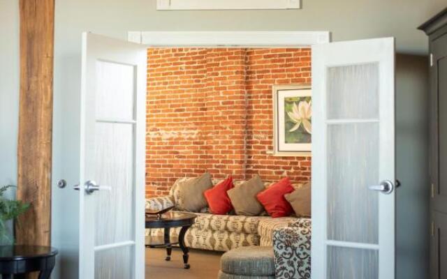 Lancaster Arts Hotel