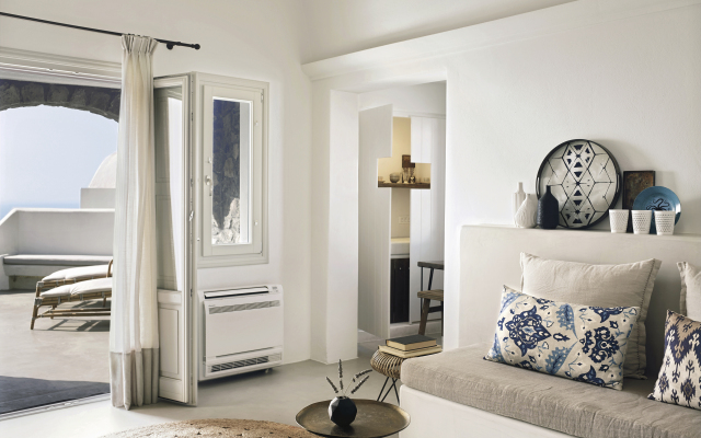 Santo Pure Oia Suites and Villas