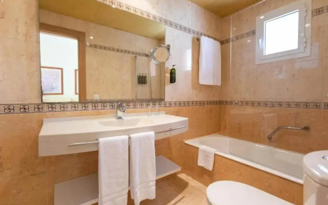 Ona Palmira Paradise Hotel