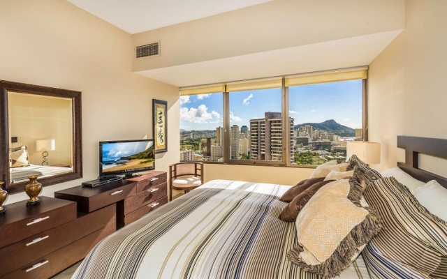 Chateau Waikiki
