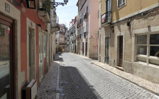 DoBairro Suites at Bairro Alto